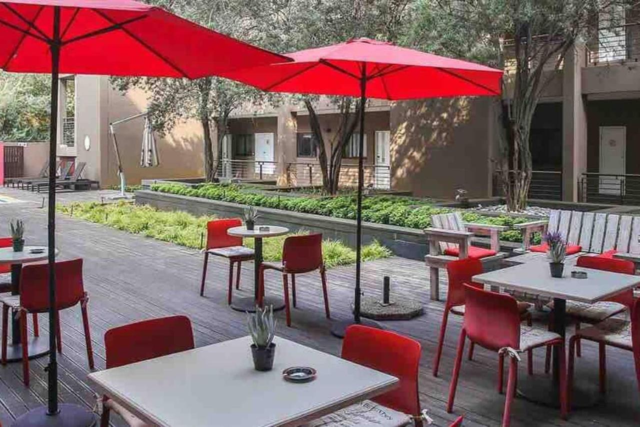 The Nicol Hotel Bedfordview Johannesburg Buitenkant foto